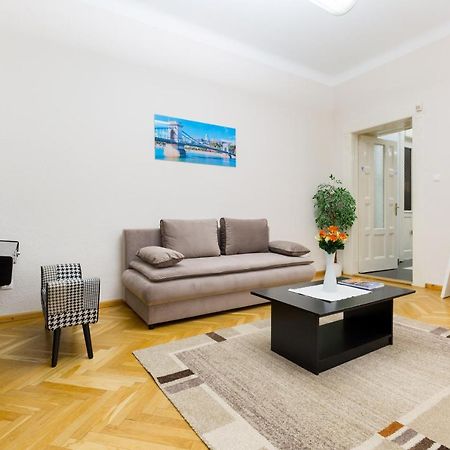K17 Kinizsi Apartment Budapest Exteriör bild